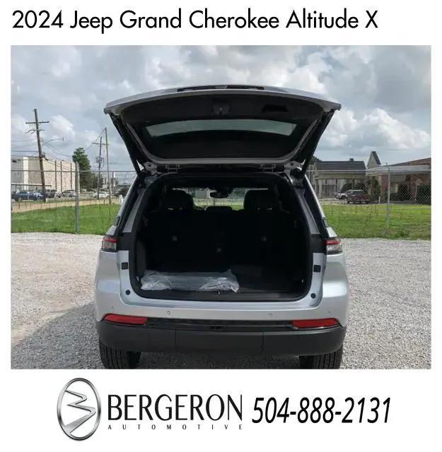 new 2024 Jeep Grand Cherokee car, priced at $40,030