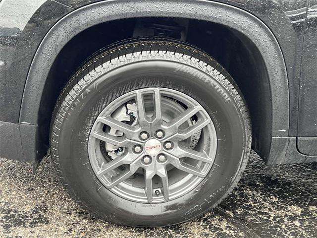 new 2025 GMC Acadia car, priced at $41,723
