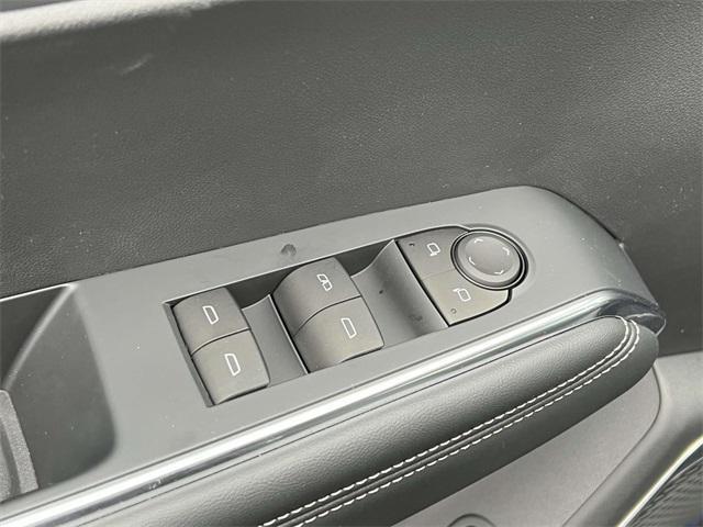 new 2025 GMC Acadia car, priced at $41,723