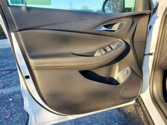 new 2025 Buick Encore GX car, priced at $28,597