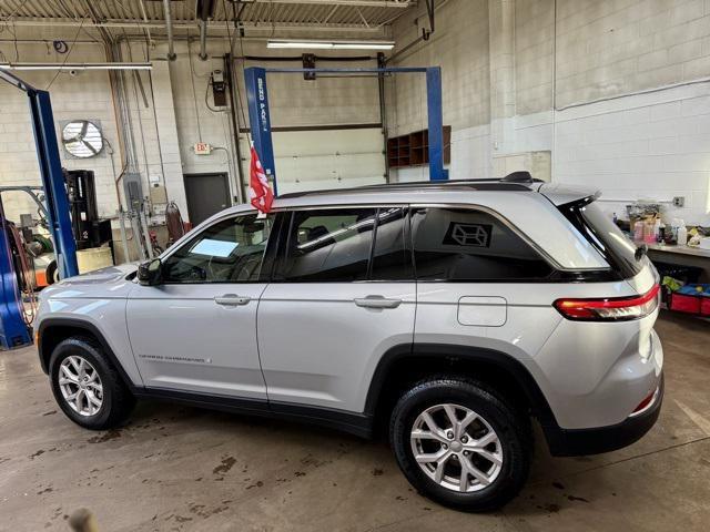 used 2022 Jeep Grand Cherokee car, priced at $31,520