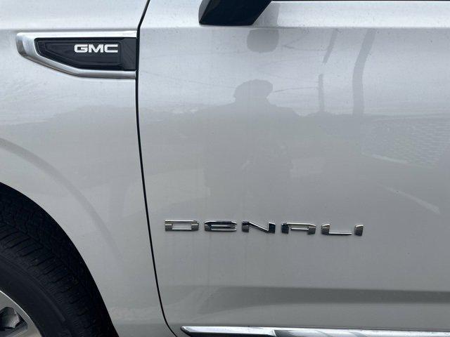 new 2024 GMC Yukon car, priced at $83,311