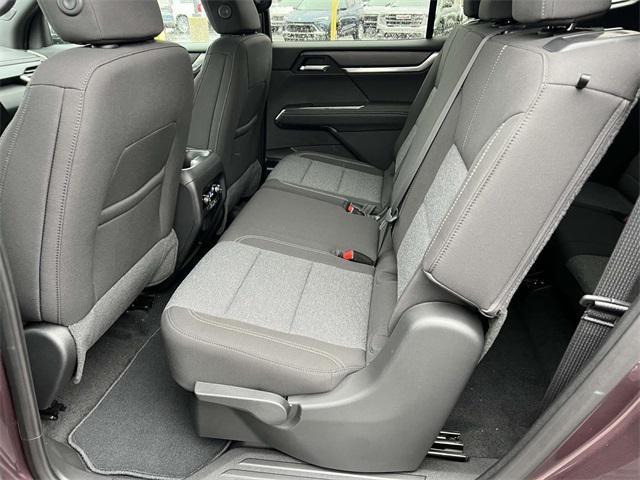 new 2025 GMC Acadia car, priced at $41,723