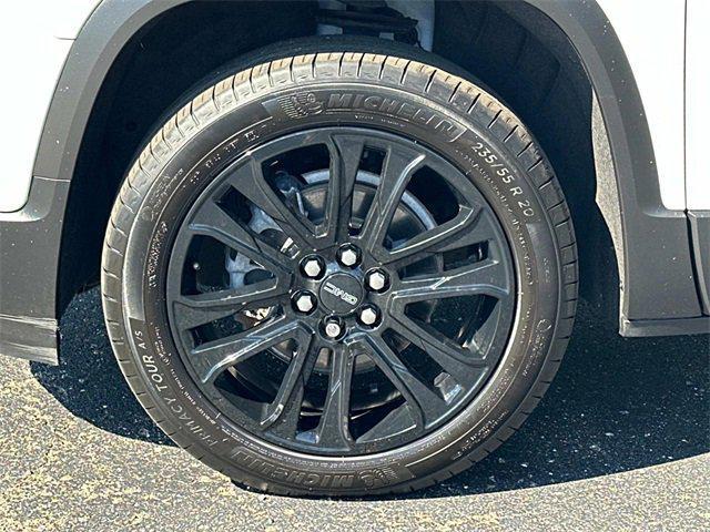used 2022 GMC Acadia car, priced at $25,319