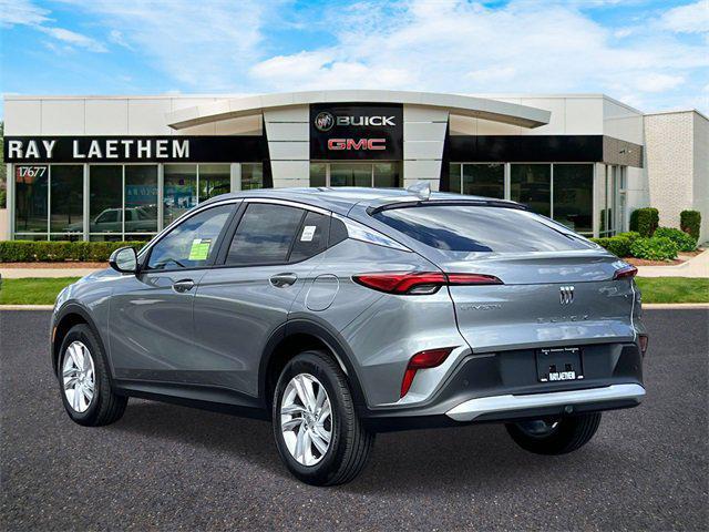 new 2025 Buick Envista car, priced at $26,062