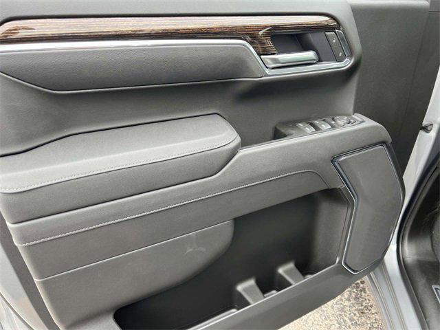 new 2025 GMC Sierra 1500 car, priced at $56,522