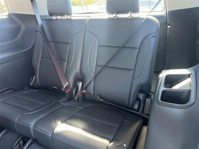 used 2022 GMC Acadia car, priced at $29,175