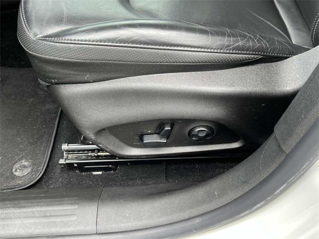 used 2021 Jeep Renegade car, priced at $19,161