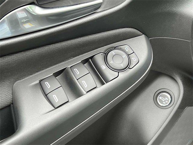 new 2025 Buick Envista car, priced at $25,669