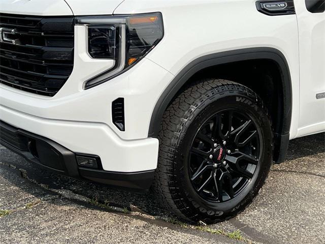 used 2023 GMC Sierra 1500 car, priced at $44,247