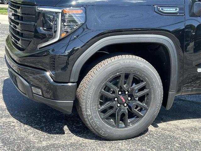 new 2025 GMC Sierra 1500 car, priced at $56,698