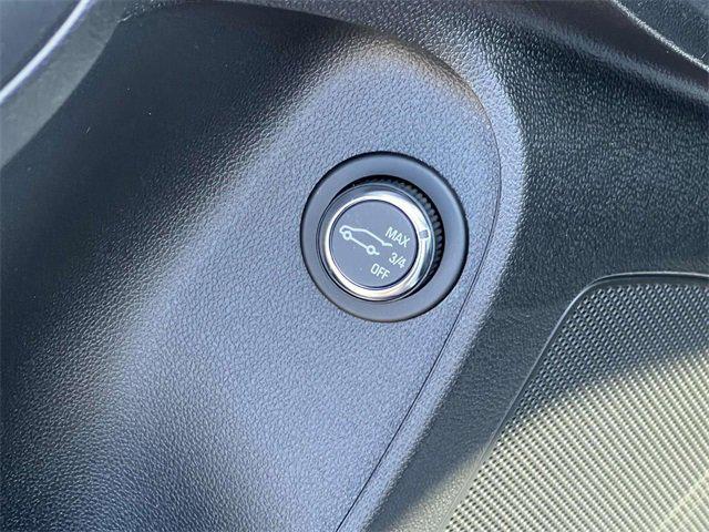 new 2025 Buick Envista car, priced at $27,625