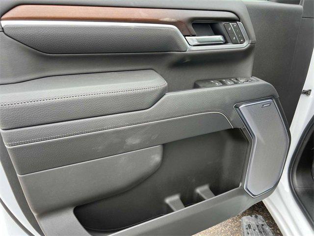 new 2025 GMC Sierra 2500 car, priced at $81,137