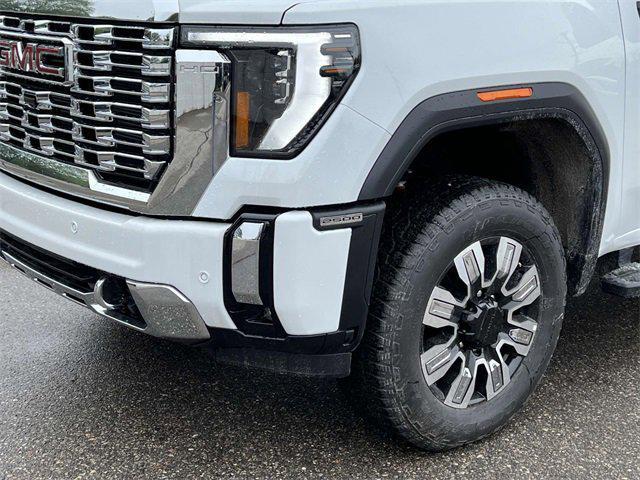 new 2025 GMC Sierra 2500 car, priced at $81,137