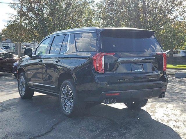 new 2024 GMC Yukon car, priced at $90,112