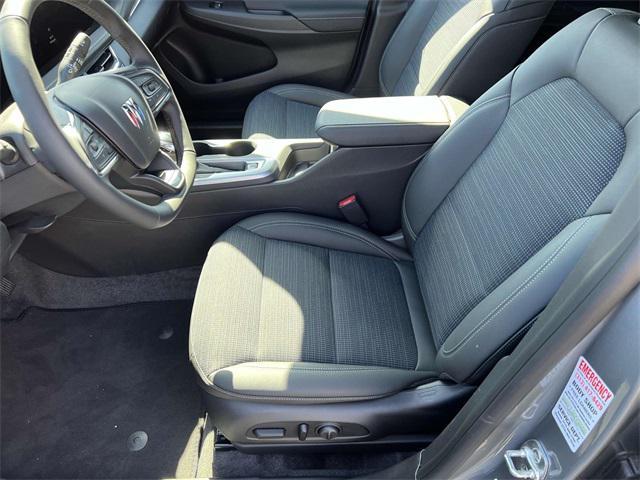 new 2025 Buick Envista car, priced at $25,149