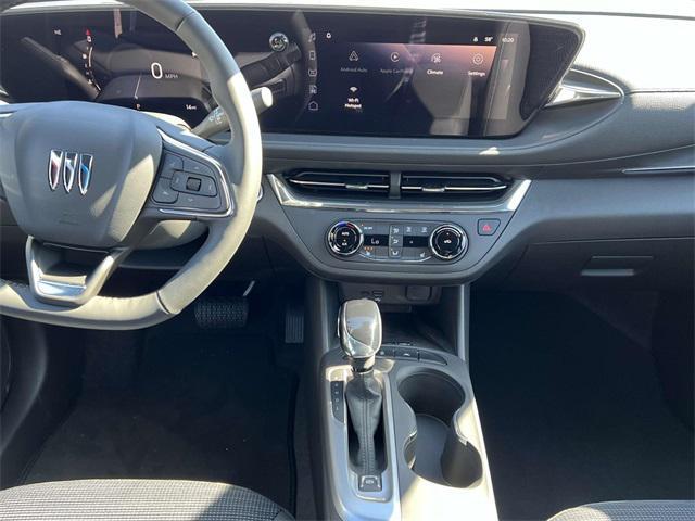new 2025 Buick Envista car, priced at $25,149