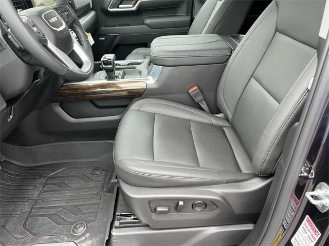 new 2025 GMC Sierra 1500 car, priced at $62,704