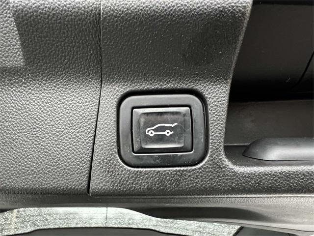 used 2022 GMC Acadia car, priced at $24,988