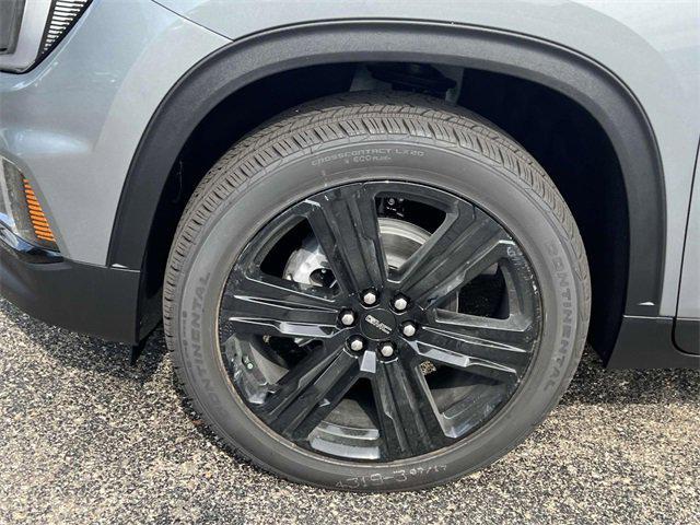 new 2026 GMC Acadia car, priced at $50,186