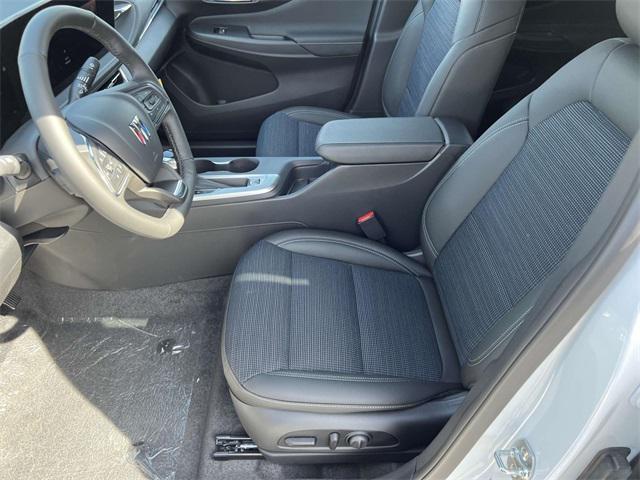 new 2025 Buick Envista car, priced at $24,490