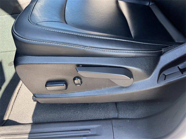 used 2022 GMC Canyon car, priced at $31,899