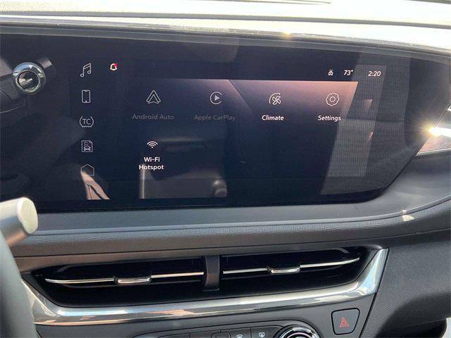 new 2025 Buick Envista car, priced at $25,629