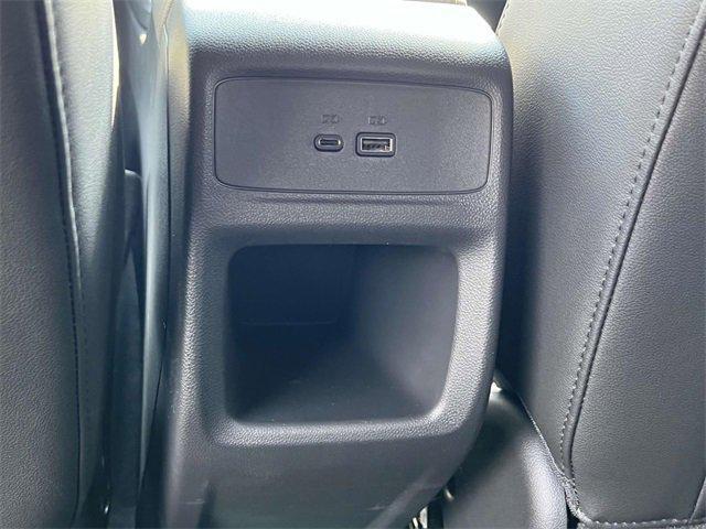 new 2025 Buick Envista car, priced at $25,022