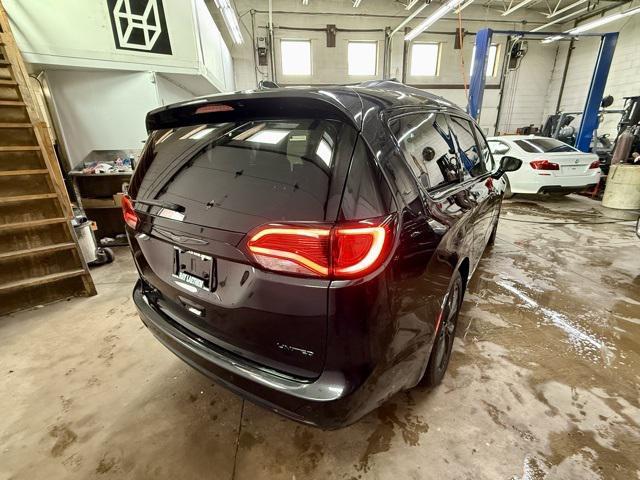 used 2019 Chrysler Pacifica car, priced at $21,805