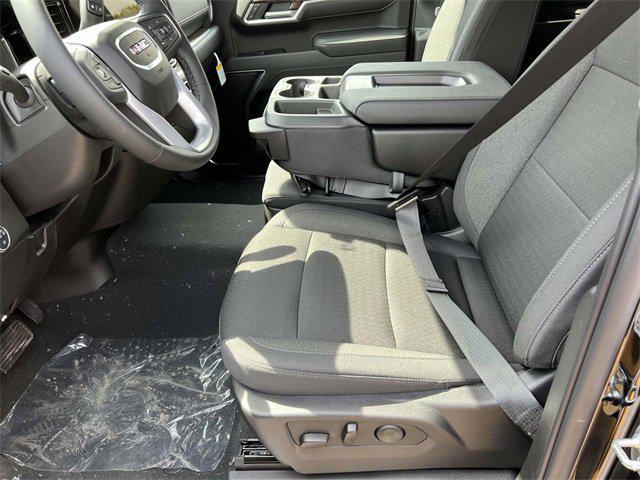 new 2025 GMC Sierra 1500 car, priced at $53,973