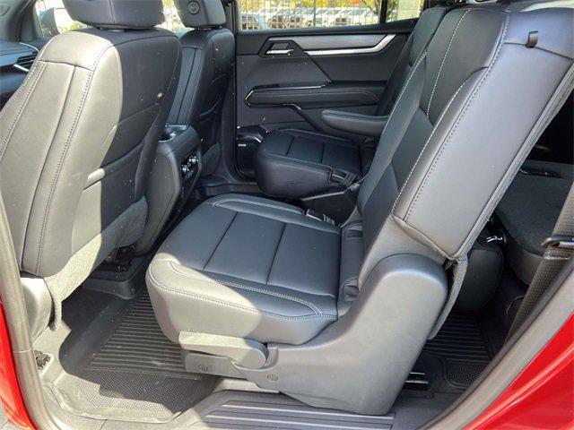 new 2025 GMC Acadia car, priced at $46,051