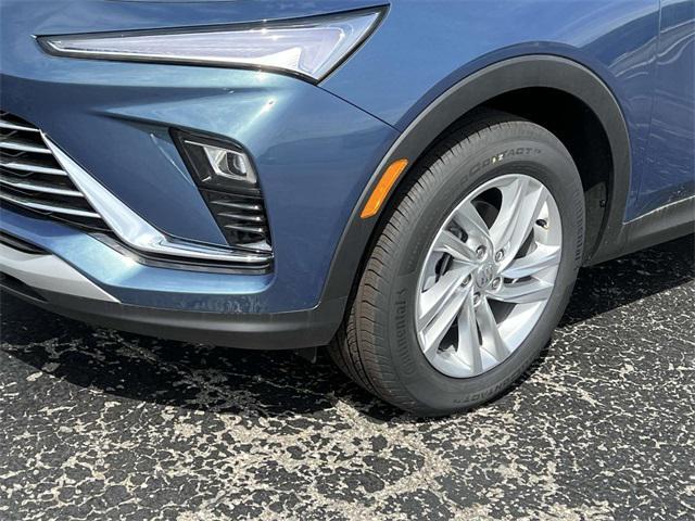 new 2025 Buick Envista car, priced at $24,922