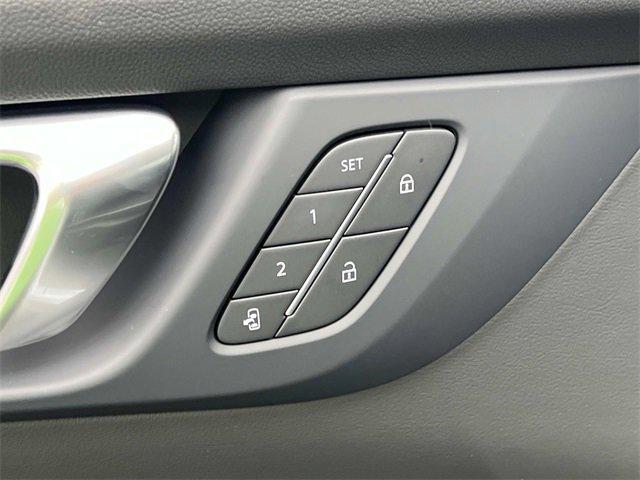 new 2026 Buick Enclave car, priced at $48,670