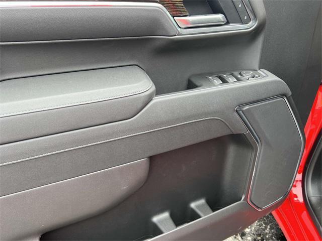 new 2025 GMC Sierra 1500 car, priced at $52,338