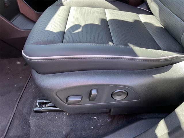 new 2025 Buick Enclave car