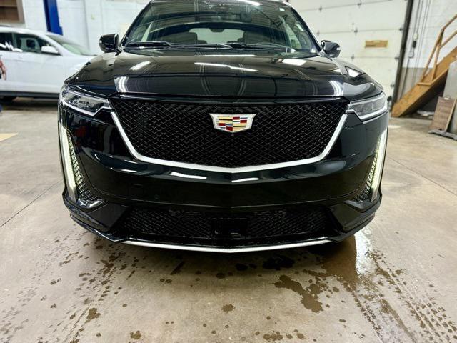 used 2024 Cadillac XT6 car, priced at $52,125