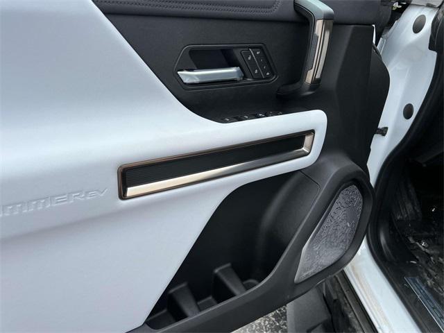 new 2025 GMC HUMMER EV SUV car, priced at $100,690