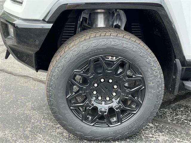 new 2025 GMC HUMMER EV SUV car, priced at $100,690