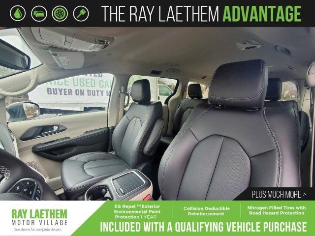 used 2023 Chrysler Pacifica Hybrid car, priced at $28,173