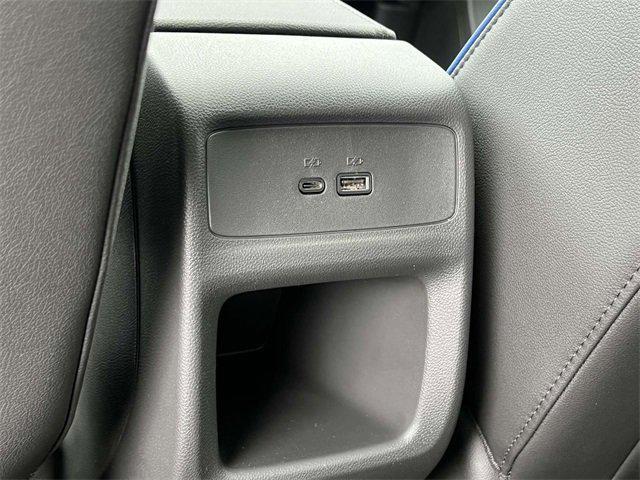 new 2025 Buick Envista car, priced at $28,489