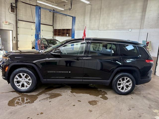 used 2021 Jeep Grand Cherokee L car, priced at $30,165