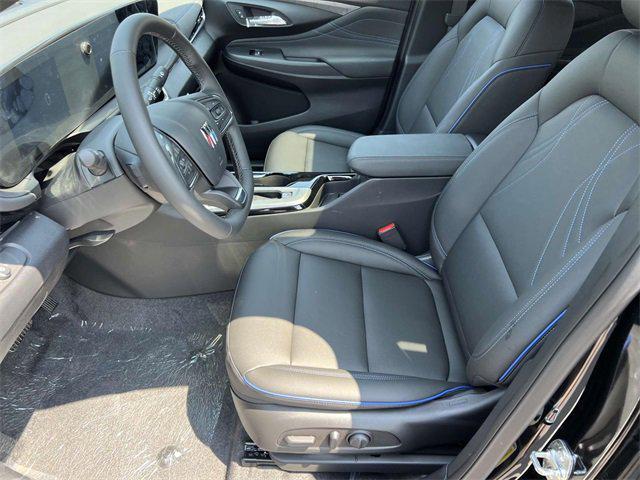 new 2025 Buick Envista car, priced at $27,556