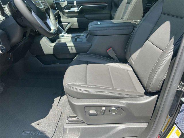 new 2025 GMC Sierra 2500 car, priced at $80,705