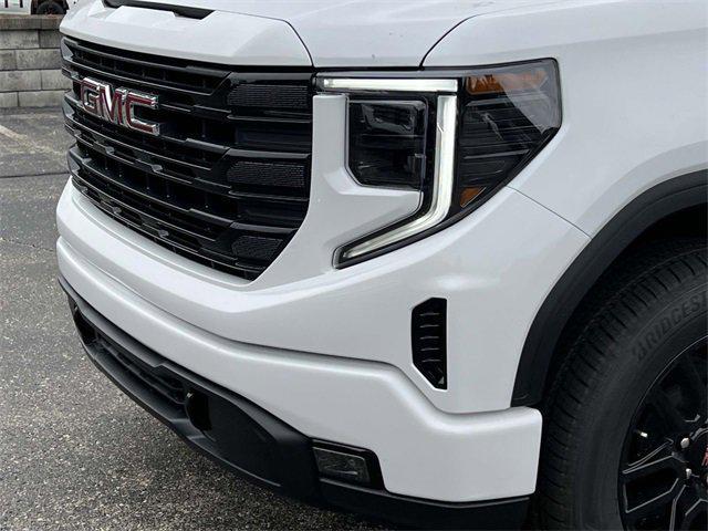 new 2025 GMC Sierra 1500 car, priced at $56,089