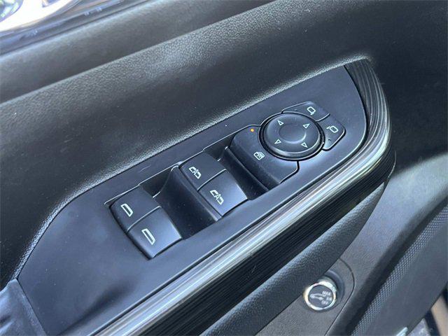 used 2021 GMC Acadia car, priced at $26,225