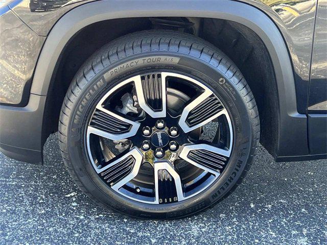 used 2021 GMC Acadia car, priced at $26,225