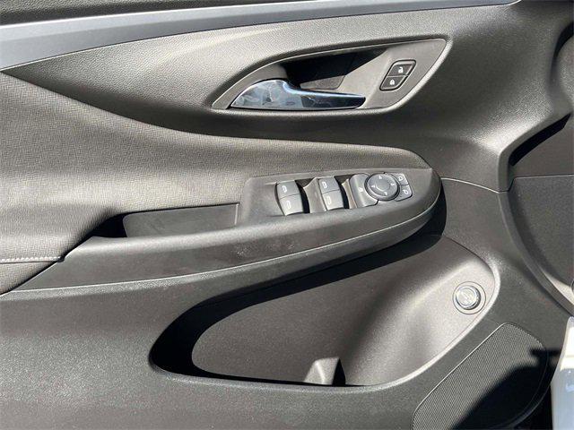 new 2025 Buick Envista car, priced at $25,629