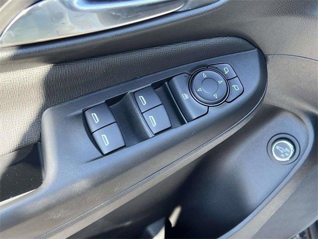 new 2025 Buick Envista car, priced at $25,629
