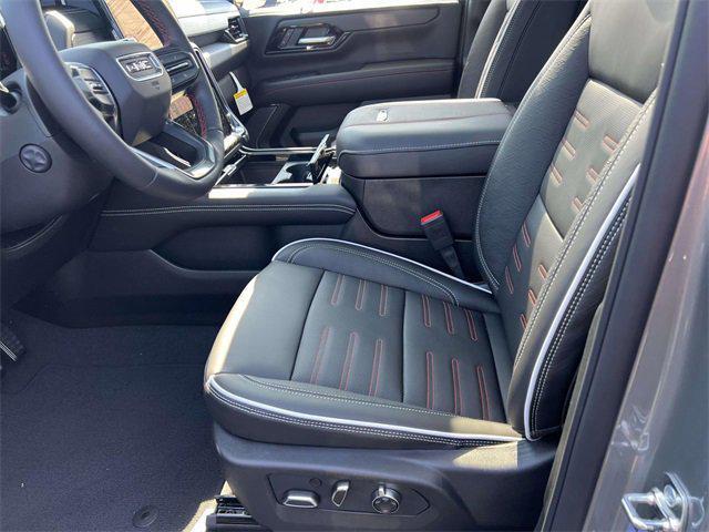 new 2025 GMC Yukon car, priced at $94,236