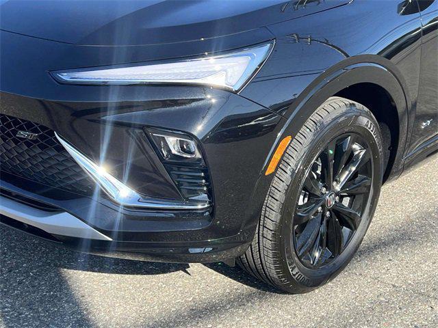 new 2025 Buick Envista car, priced at $27,363